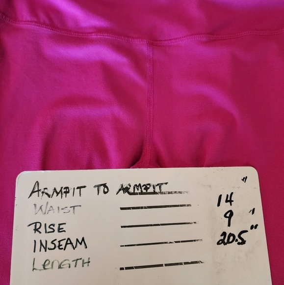 Fabletics pink capri athletic leggings Diagonal mesh inserts SZ Small - Picture 7 of 8